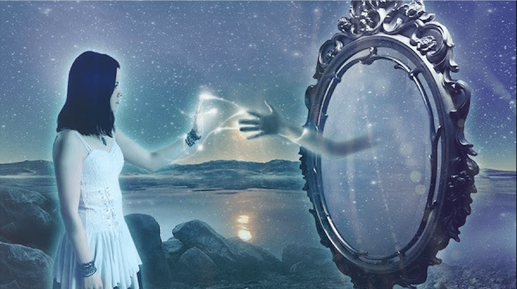 Душа ее отражение. "Волшебное зеркало". Зазеркалье. Зеркало потусторонний мир. Мистическое зеркало. Отражение в зеркале.