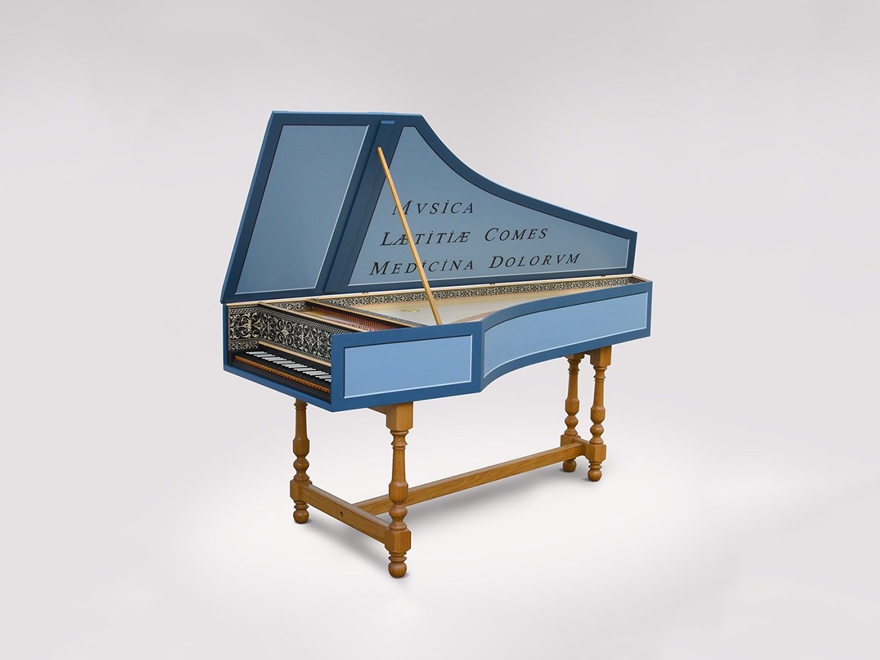 Стихотворение соломыкиной клавесин. Клавесин эпохи Возрождения. Педальный клавесин. Вёрджинел струнный музыкальный инструмент.