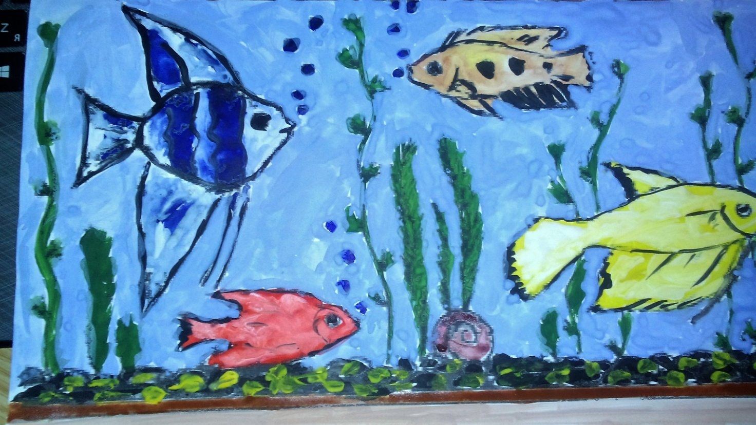 Рисования рыбки плавают в аквариуме. Рыбки в аквариуме рисование. Рисование рыбы в старшей группе. Рисование для детей рыбки в аквариуме. Рисование рыбы в подготовительной группе.