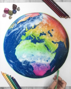 Планета земля карандашом цветным