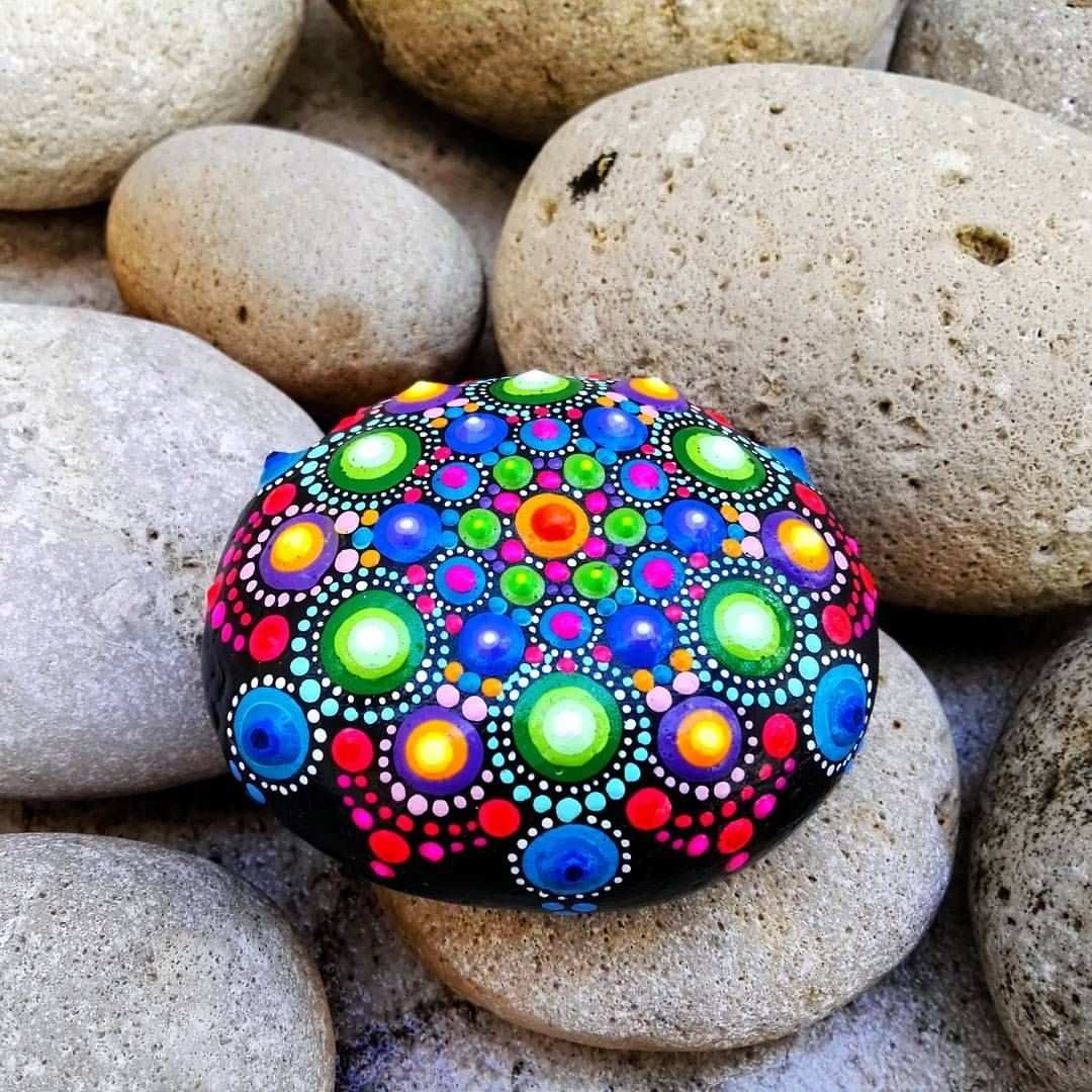 Painting stones. Мандалы на камнях. Роспись камней для сада. Раскрасить камни для сада. Разрисованные морские камни.