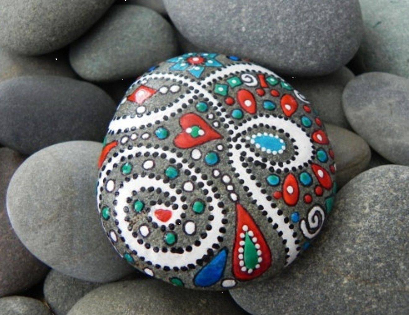 Rock painting. Раскрашенные морские камни. Роспись гальки. Узоры на камнях. Орнамент на Камне.