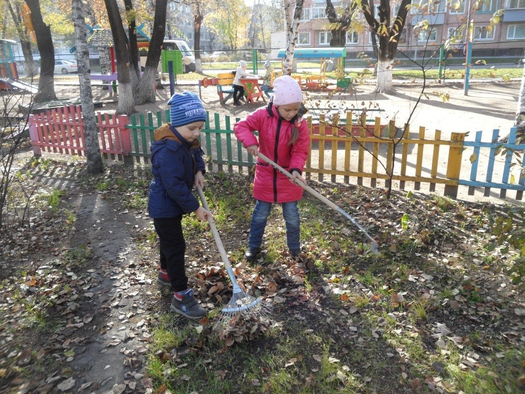 Субботники в детском саду фото