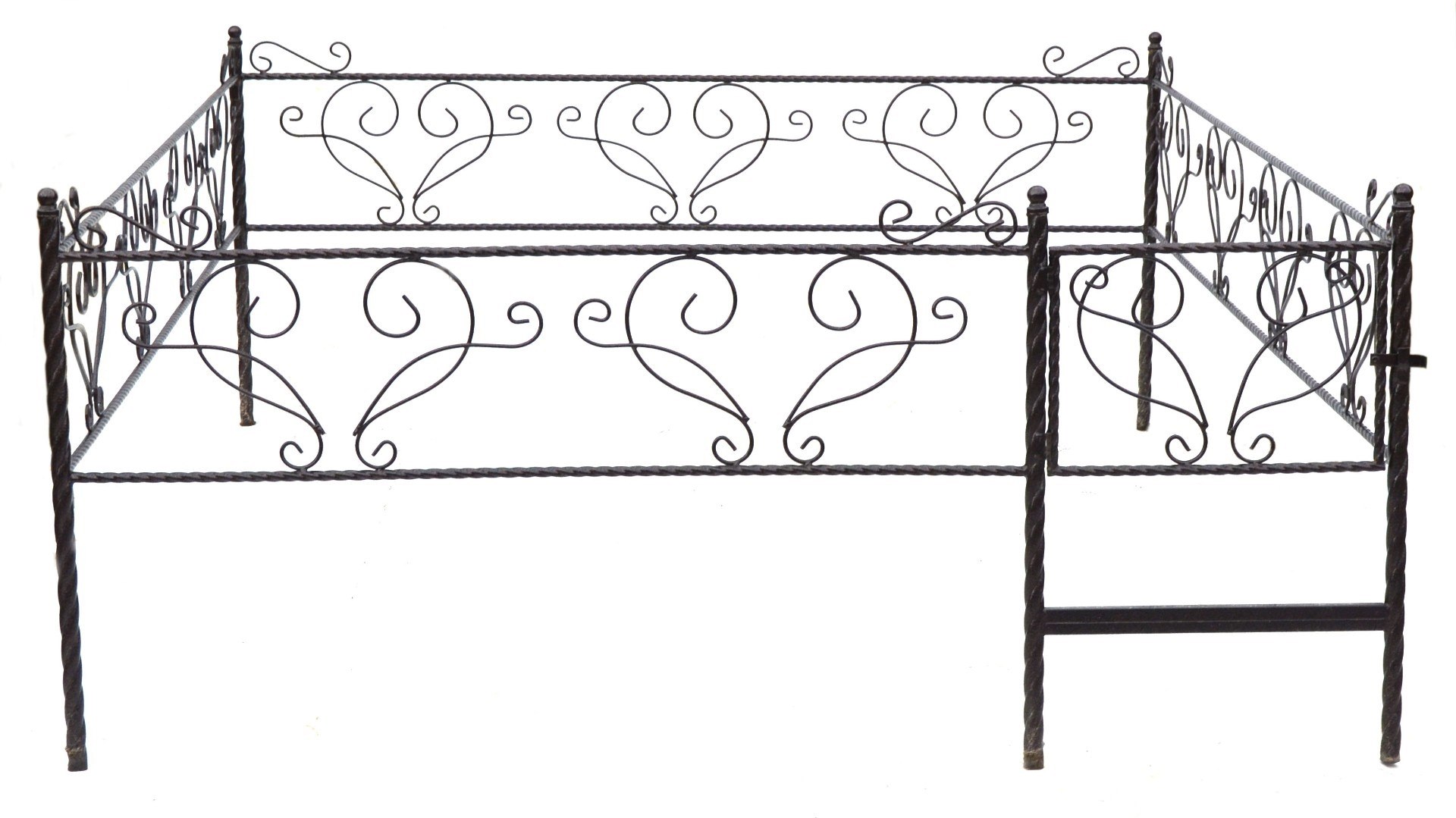 Ритуальные ограды. Ограды на кладбище 10м на 3300м. Оградки на могилу Оренбург на Монтажников 13/3. Ритуальные услуги Кондопога советов 52 оградки. Оградки на кладбище 2 2.5 м.